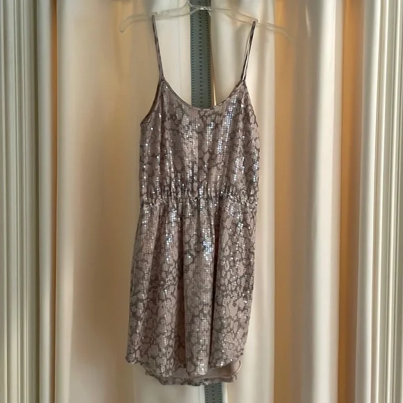 rebecca taylor sequin dress $495 Rebecca Taylor Gray Silk Strapless sequin dress 100% Silk